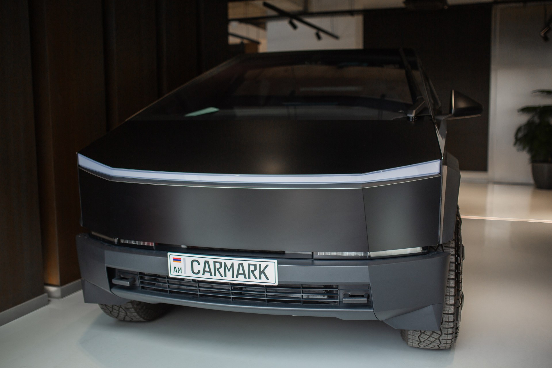 2024 Tesla  Cybertruck 