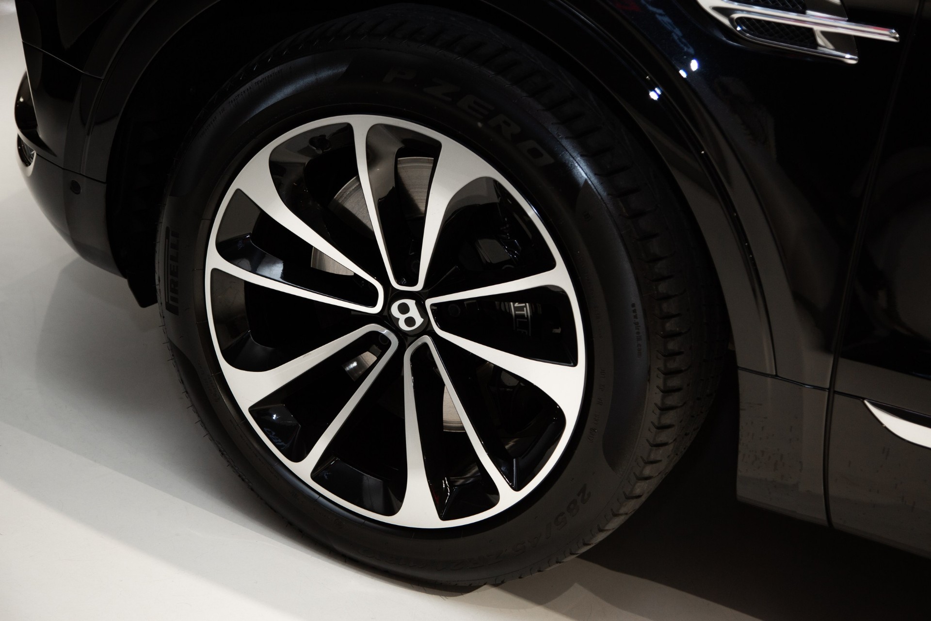 Bentley  Bentayga